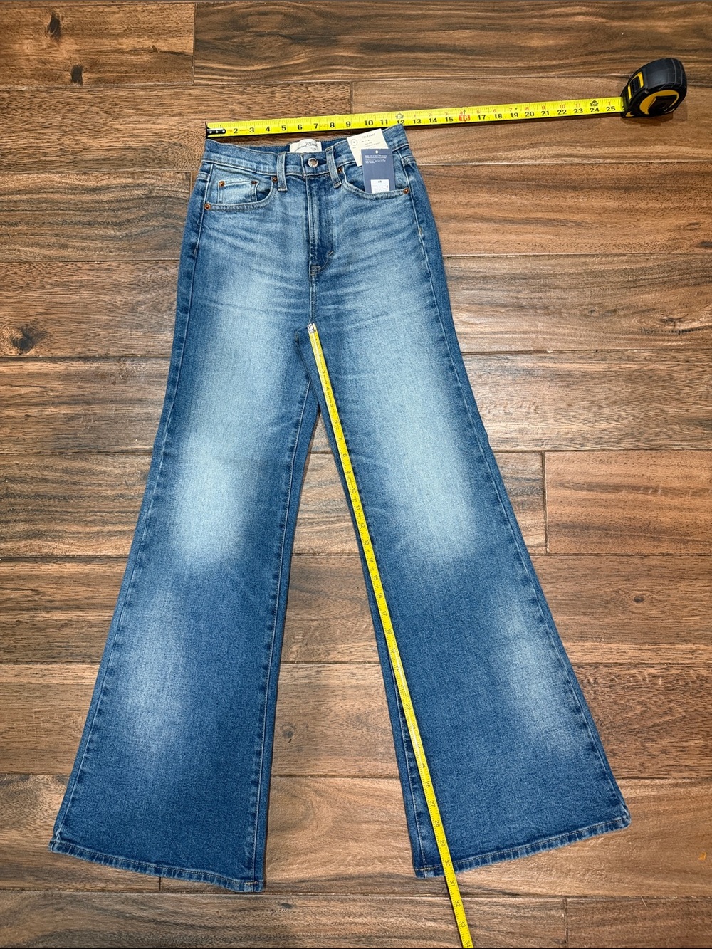 NWT Universal Thread / High Rise 70s Flare .. 0001 - Picture 12 of 13